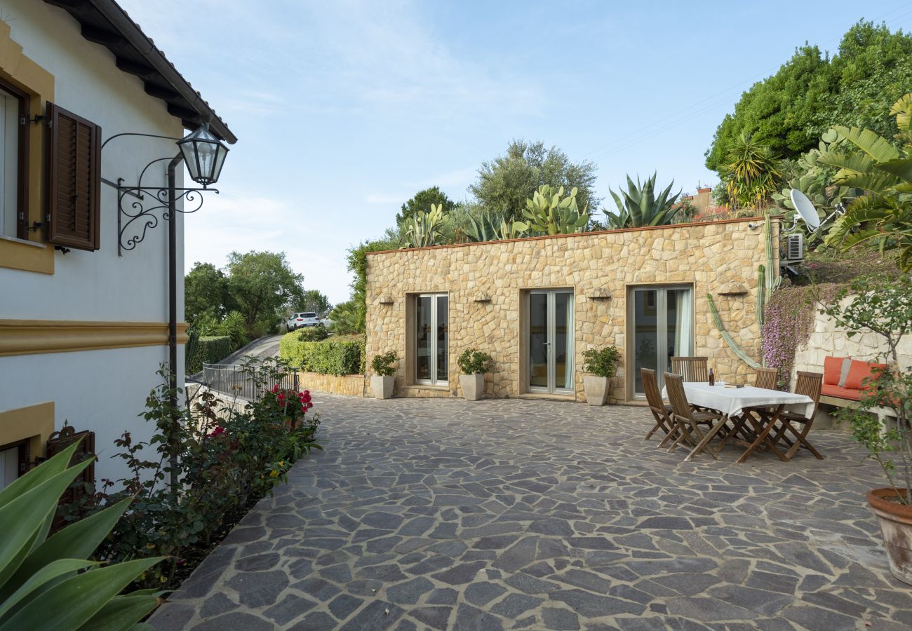 Villa in Cefalù - Villa Il Basto 8