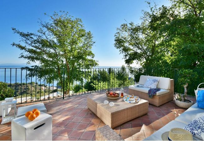 Villa in Taormina - Villa Karin Villa in Taormina - Villa Karin