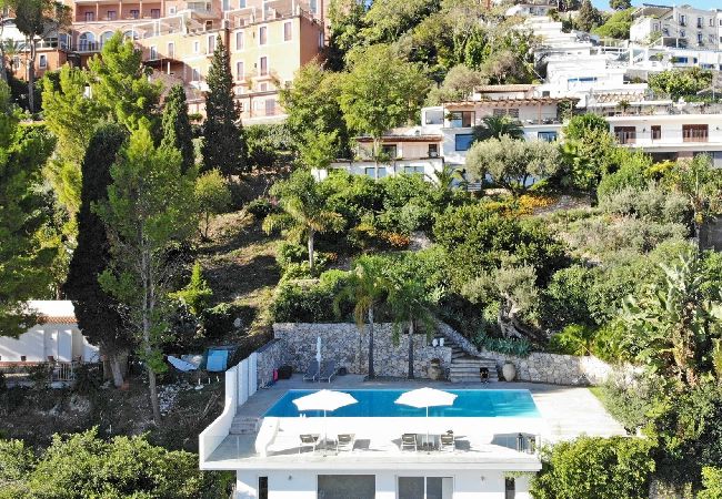 Villa in Taormina - Villa Karin Villa in Taormina - Villa Karin