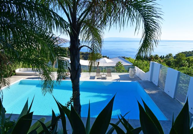 Villa in Taormina - Villa Karin Villa in Taormina - Villa Karin
