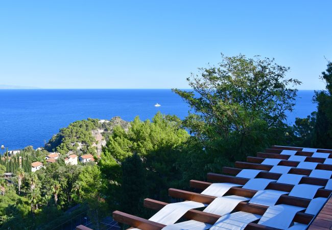 Villa in Taormina - Villa Karin Villa in Taormina - Villa Karin