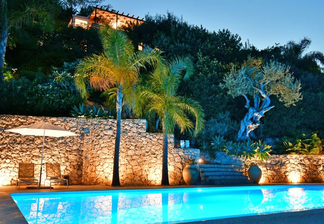 Villa in Taormina - Villa Karin Villa in Taormina - Villa Karin