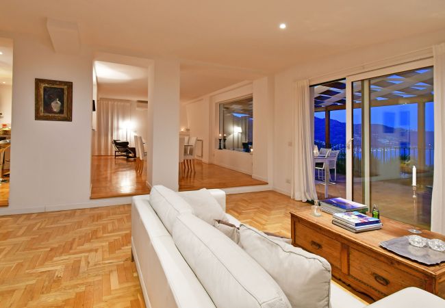 Villa in Taormina - Villa Karin Villa in Taormina - Villa Karin