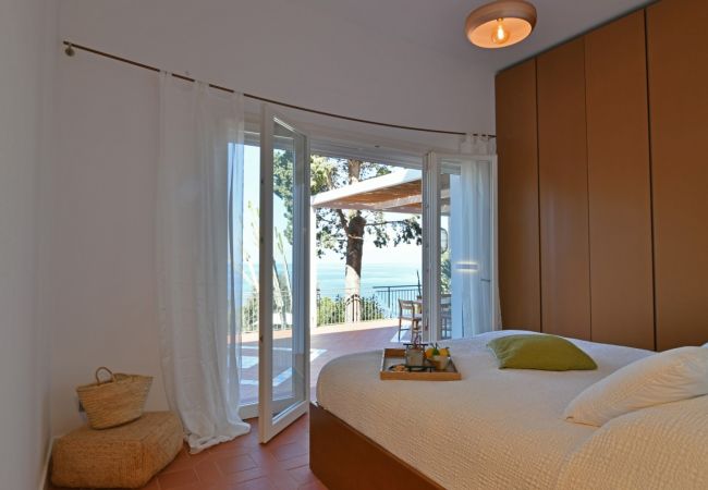 Villa in Pollina - Villa Armonia Villa in Pollina - Villa Armonia