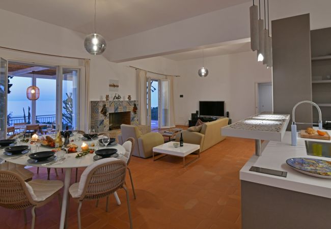 Villa in Pollina - Villa Armonia Villa in Pollina - Villa Armonia