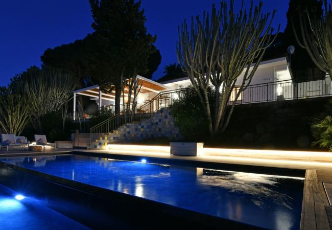 Villa in Pollina - Villa Armonia Villa in Pollina - Villa Armonia