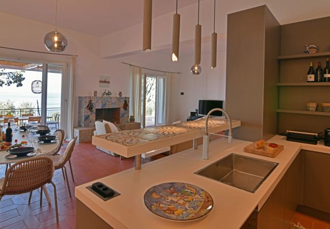 Villa in Pollina - Villa Armonia Villa in Pollina - Villa Armonia