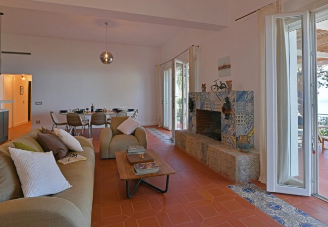 Villa in Pollina - Villa Armonia Villa in Pollina - Villa Armonia