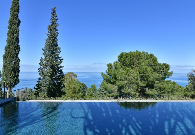 Villa in Pollina - Villa Armonia Villa in Pollina - Villa Armonia