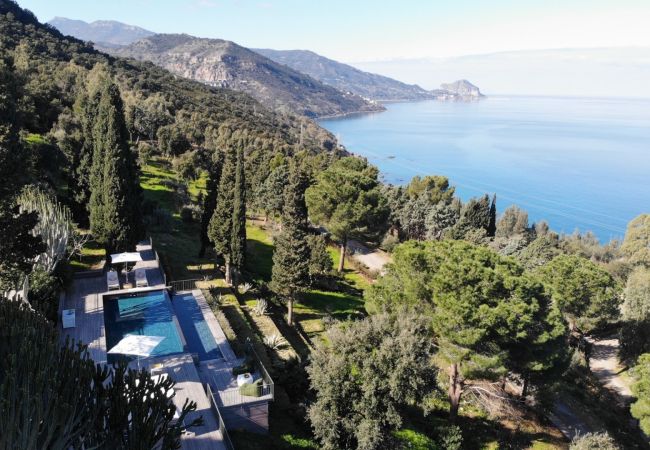 Villa in Pollina - Villa Armonia Villa in Pollina - Villa Armonia