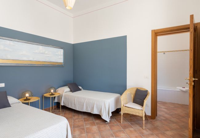 Villa in Caronia - Villa Le Sorbe 12 Villa in Caronia - Villa Le Sorbe 12