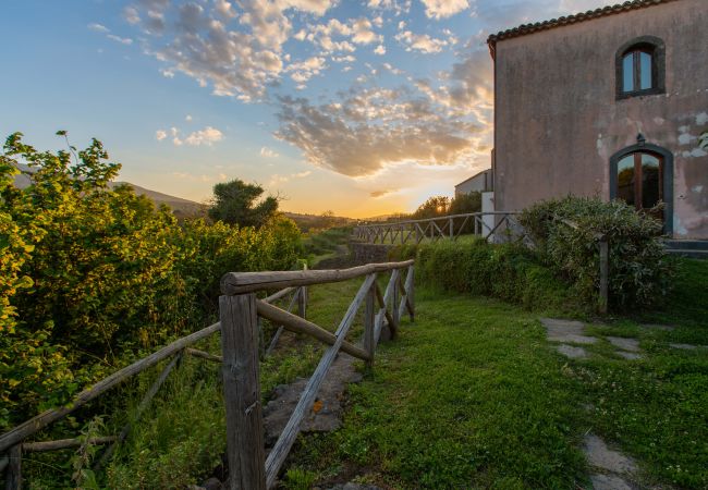 Villa in Castiglione di Sicilia - Villa Terre Normanne Villa in Castiglione di Sicilia - Villa Terre Normanne