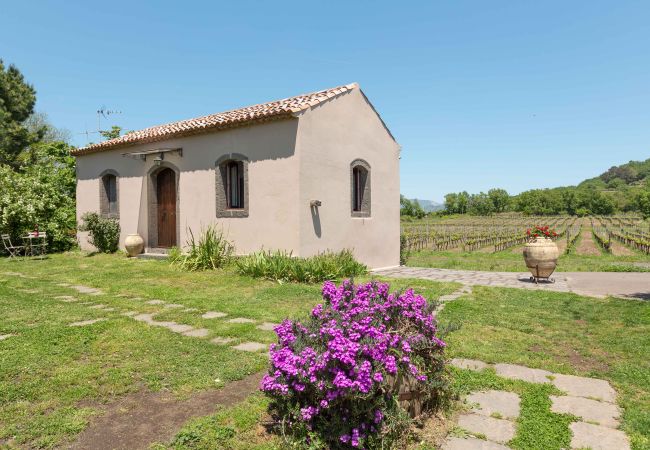 Villa in Castiglione di Sicilia - Villa Terre Normanne Villa in Castiglione di Sicilia - Villa Terre Normanne