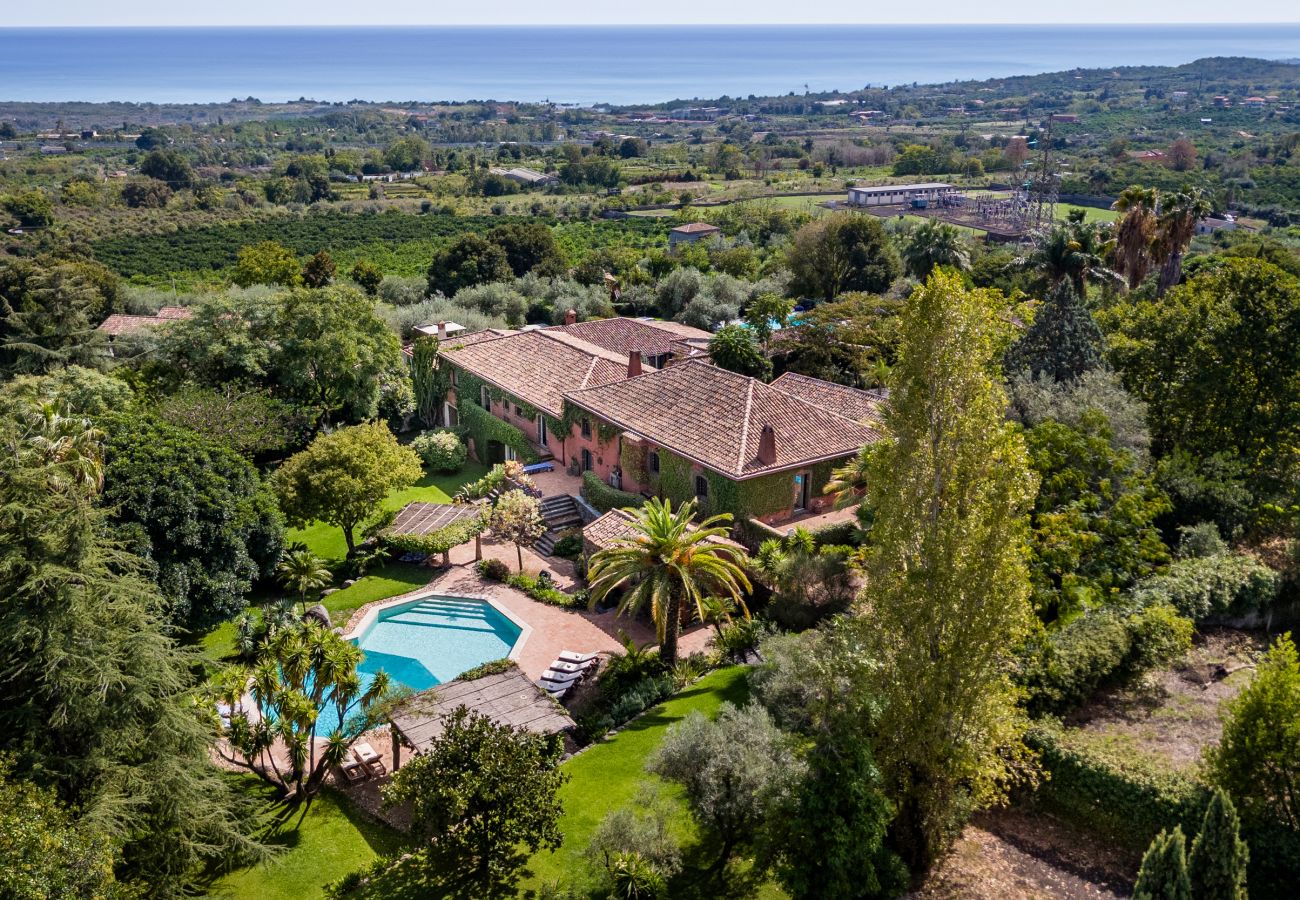Villa in Santa Venerina - Linera