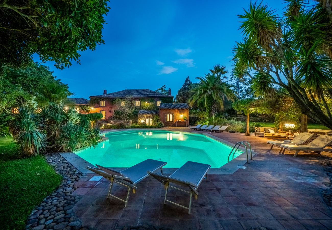 Villa in Santa Venerina - Linera