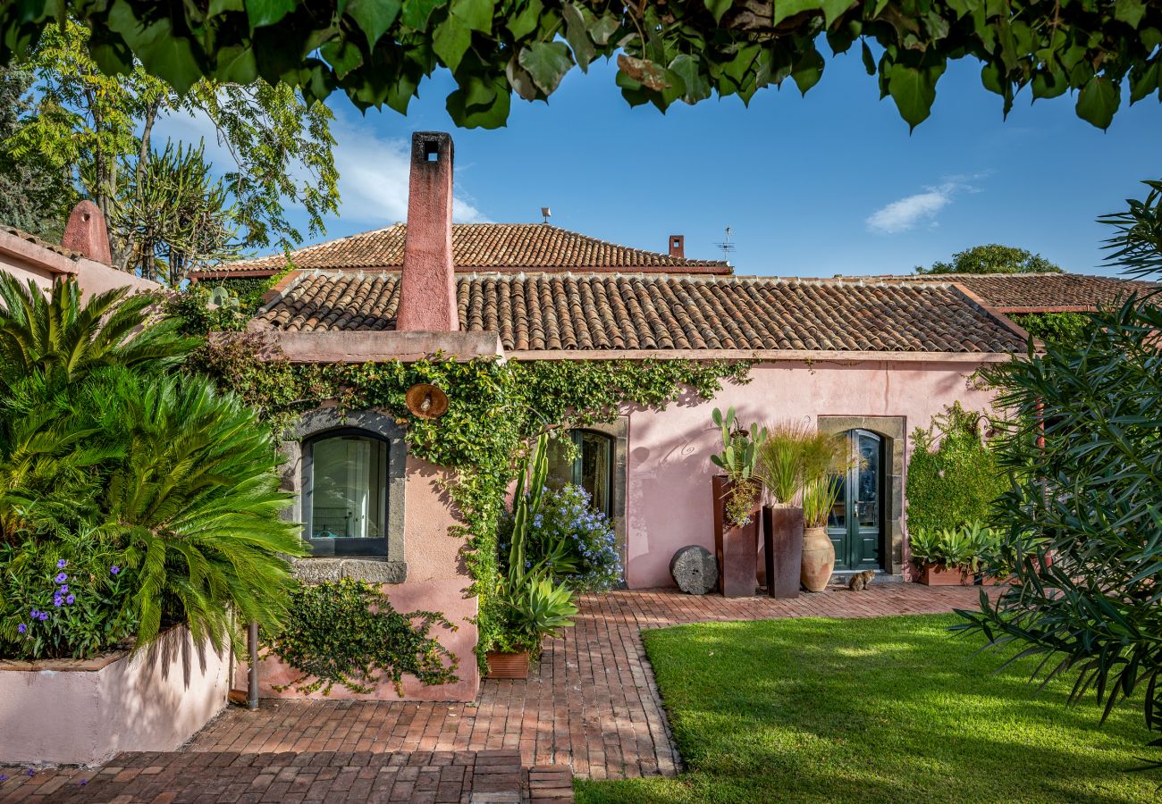 Villa in Santa Venerina - Linera
