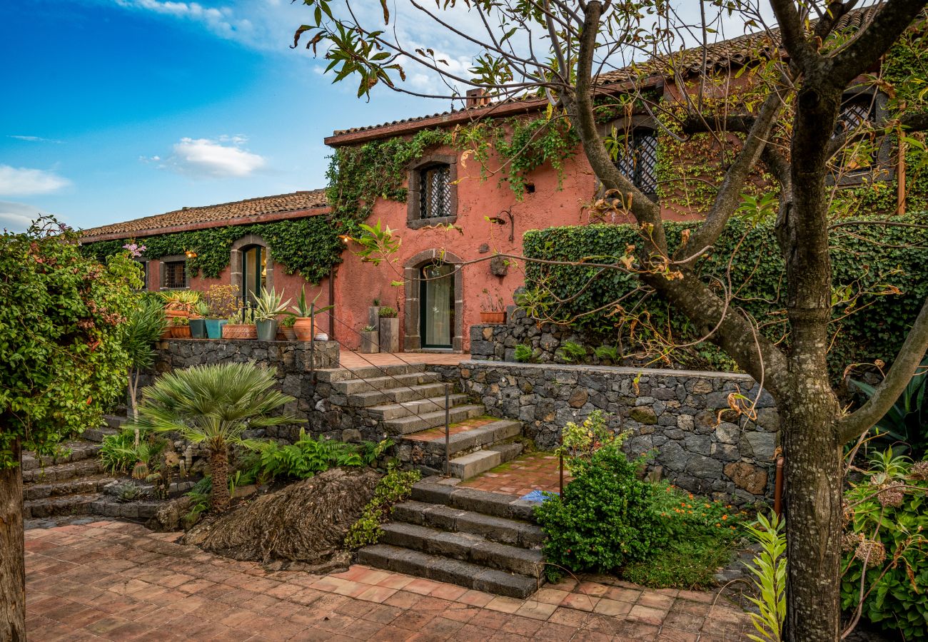 Villa in Santa Venerina - Linera