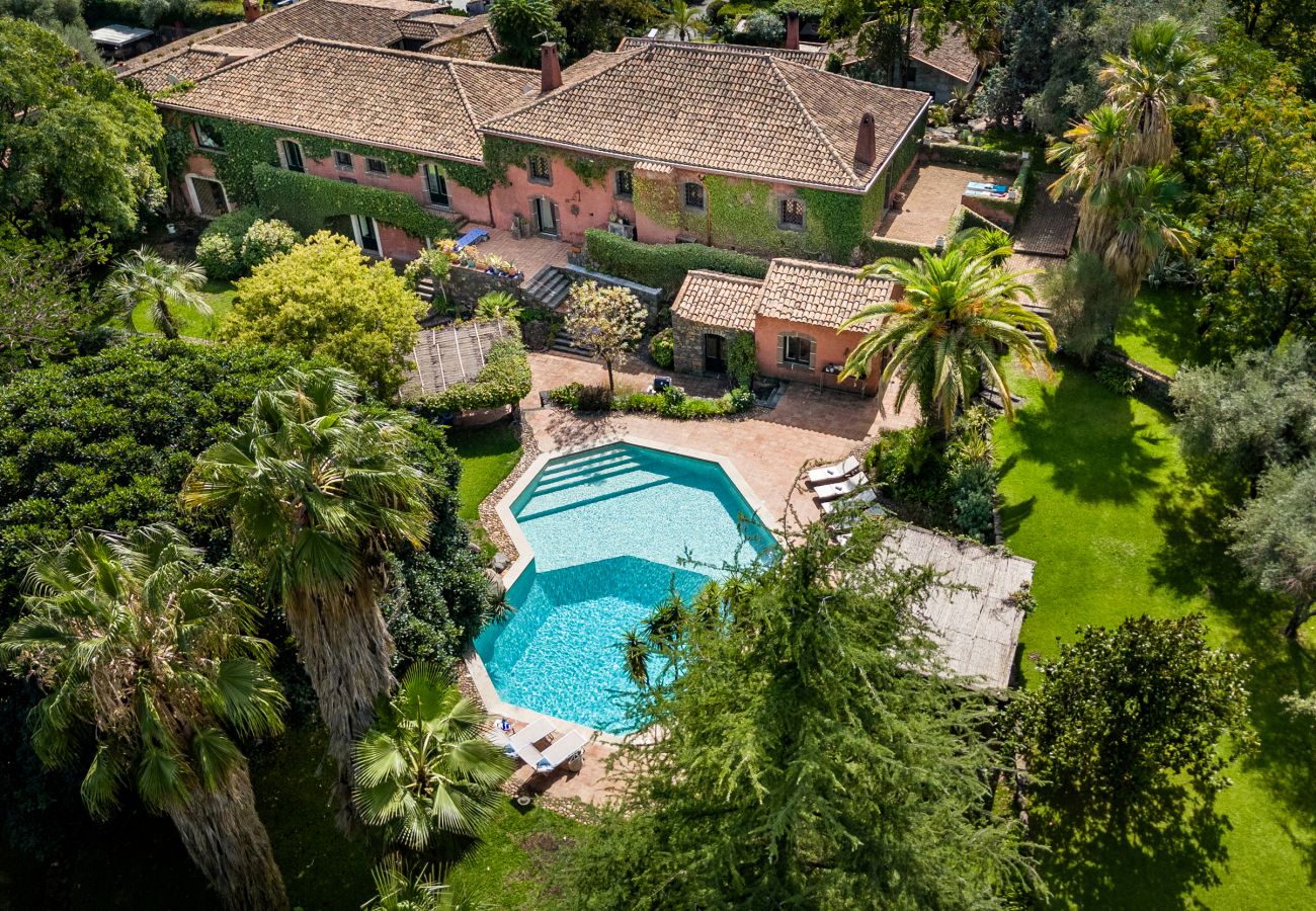Villa in Santa Venerina - Linera