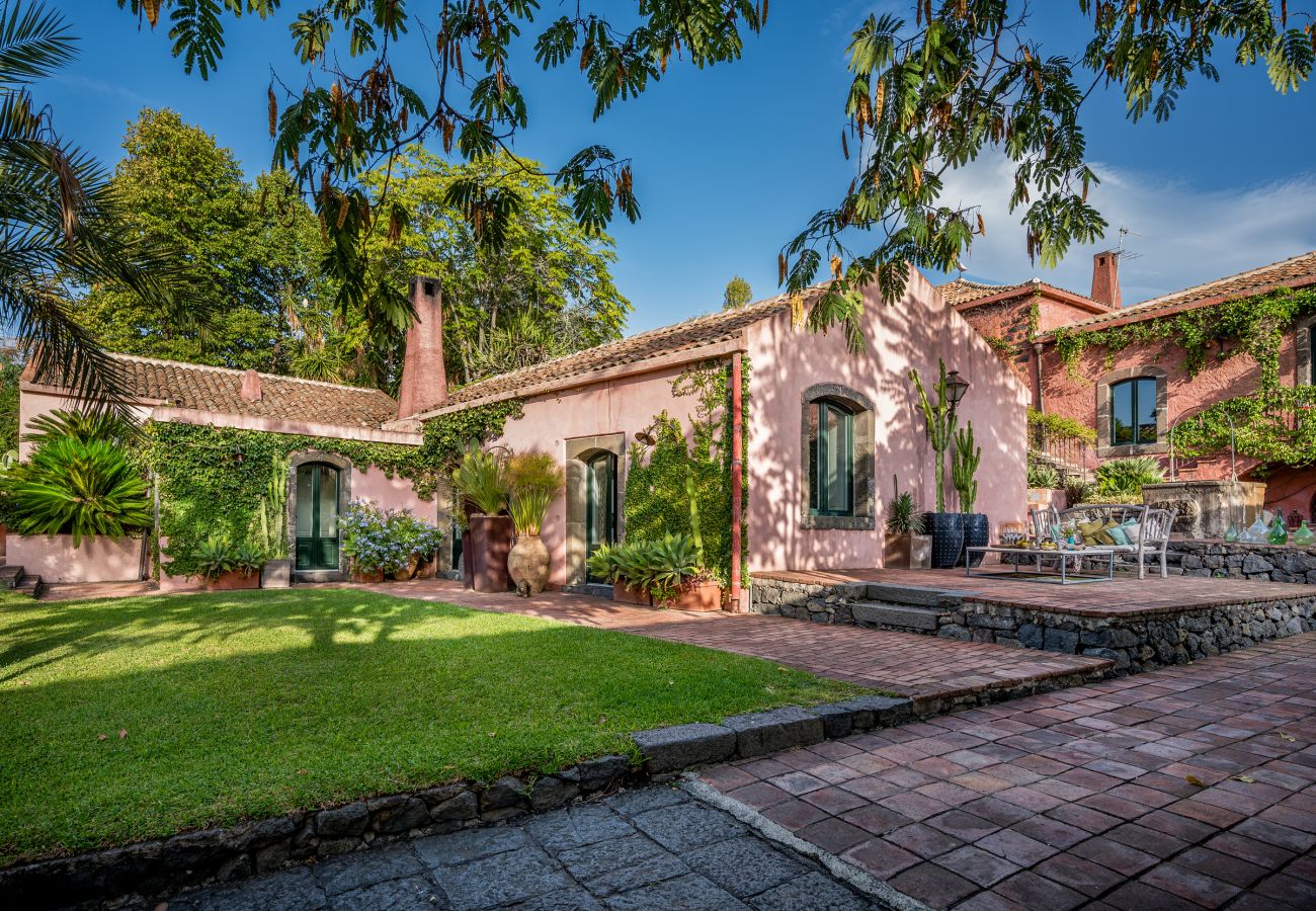Villa in Santa Venerina - Linera