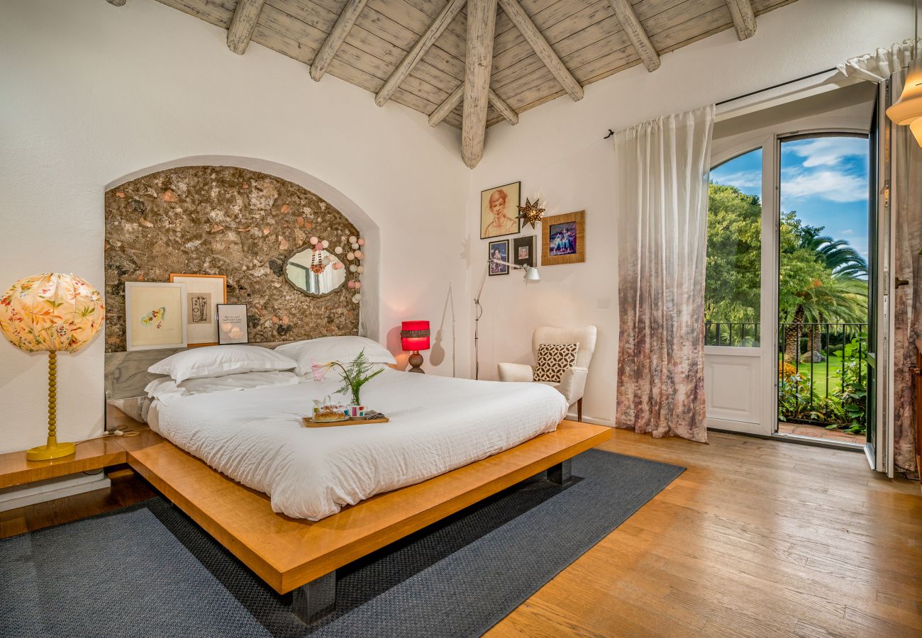 Villa in Santa Venerina - Linera